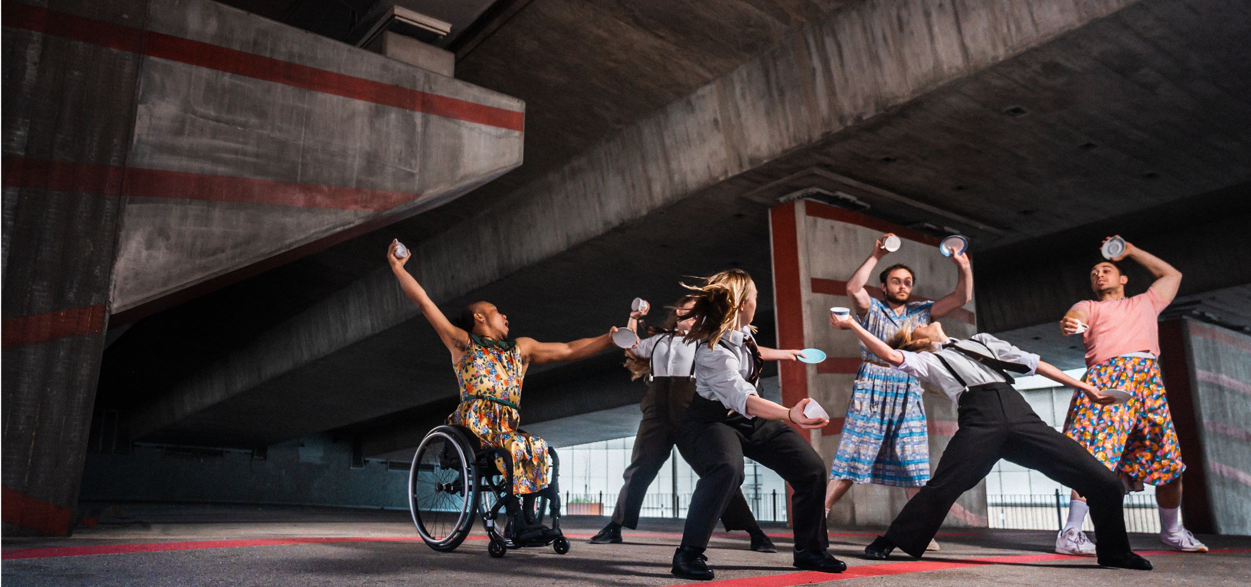 Frock | Stopgap Dance Company . Estreia Nacional